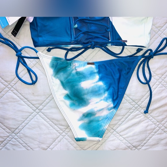 O’Neill bikini - Picture 13 of 15
